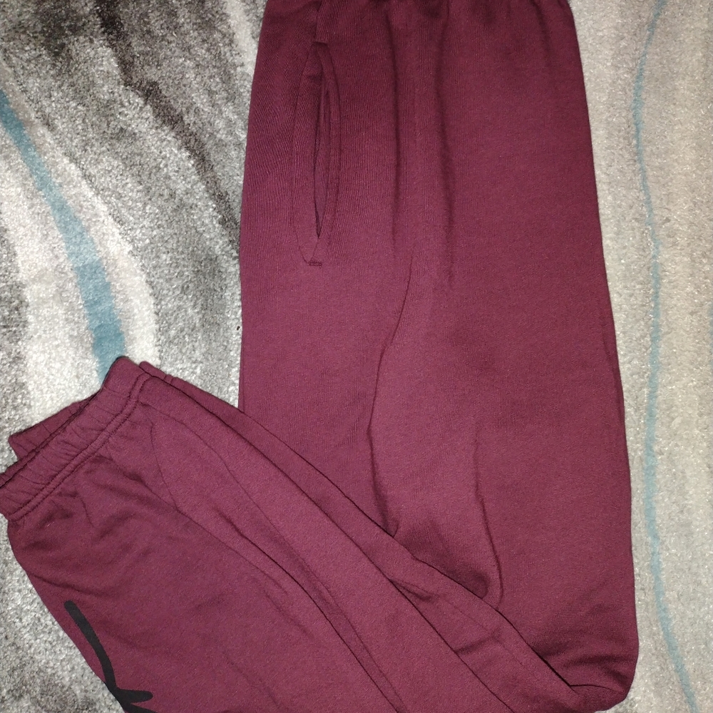 Campus sweatpants
